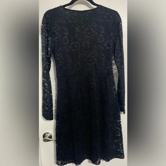 Valolia Black Lace Long Sleeve Dress - Picture 2 of 4